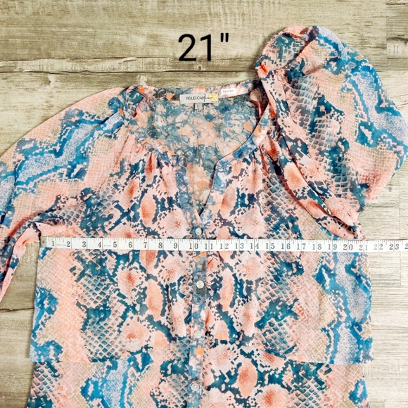 Anthropologie Figuerca & Flower Art to Wear V-Neck Sheer Blouse Animal Print L - Picture 5 of 9
